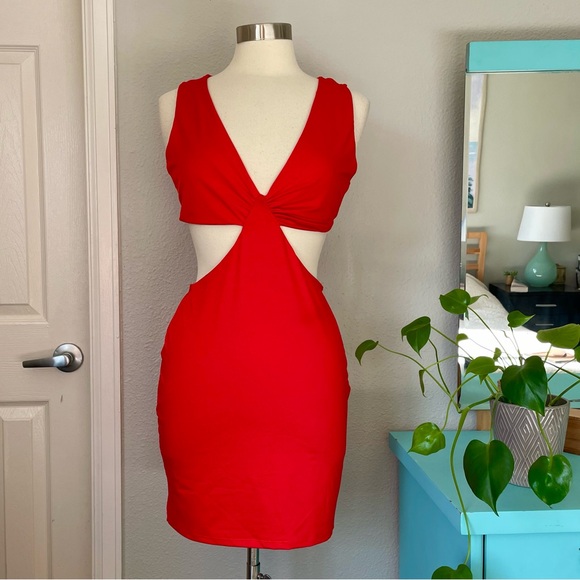 Fashion Nova Dresses & Skirts - Fashion Nova Red Plunge Neck Sleeveless Bodycon Dress NWT New Minidress XL
